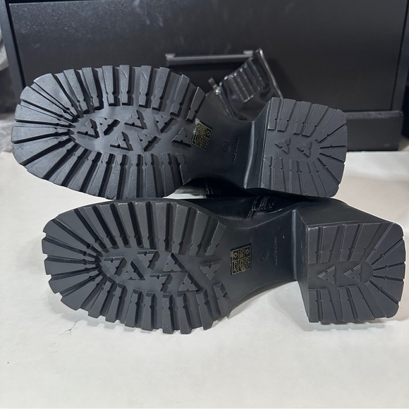 NIB/NWT Raid Mayah Knee High Boots - Picture 6 of 12